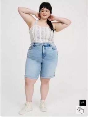 #T965 - NWOT -Torrid Perfect High-Rise Bermuda Denim Shorts- 12